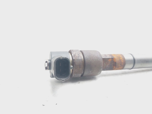 HYUNDAI 338002A110 Inyector de combustible  disponible Valladolid