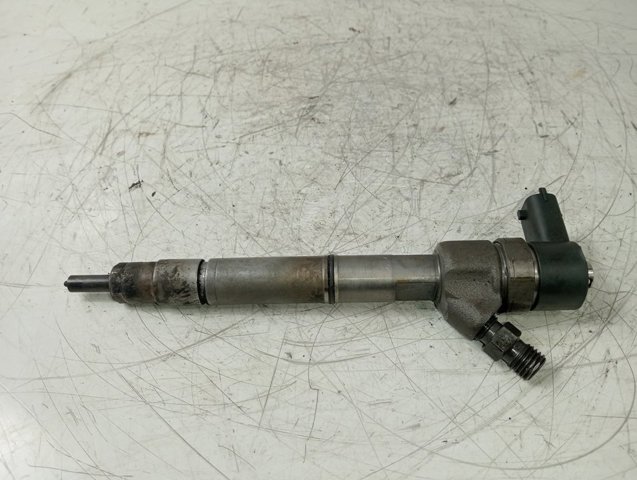 338002A110 HYUNDAI Inyector de combustible  disponible Vigo