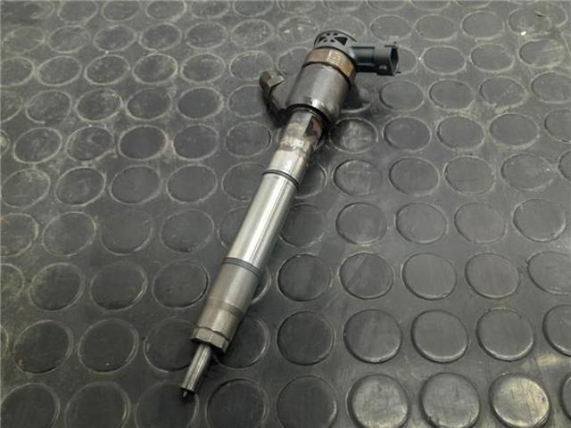 Inyector-bomba para KIA Carens  ()