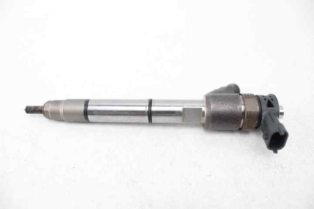 338002A610 HYUNDAI Inyector  en stock Huelva