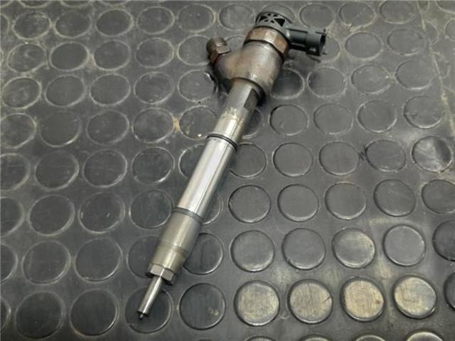 Precio del repuesto Inyector-bomba Carens  monovolumen