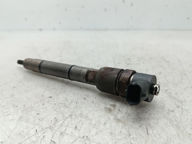 338002A900 HYUNDAI Inyector de combustible  comprar en Oviedo