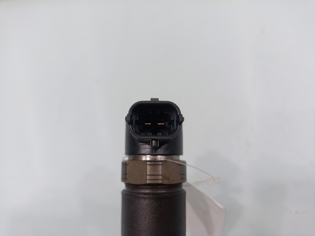 338002A900 Inyector de combustible  disponible Málaga
