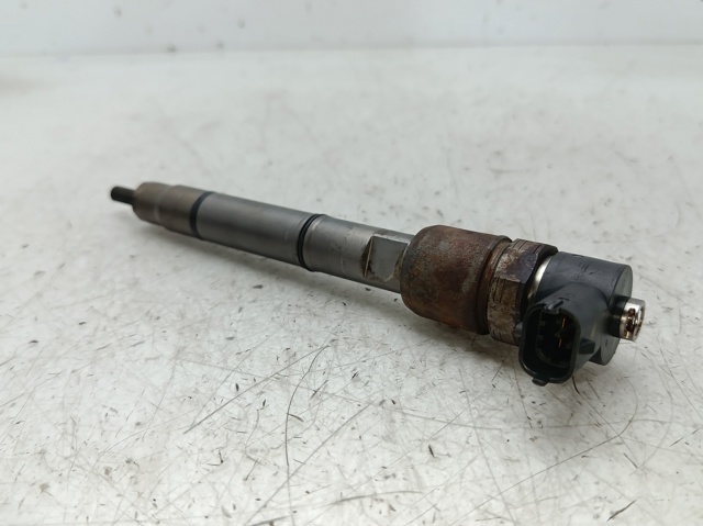 338002A900 HYUNDAI Inyector de combustible  disponible Ourense