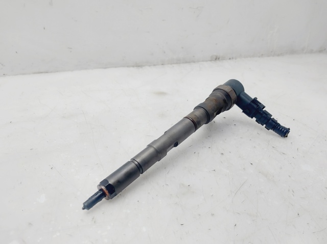 HYUNDAI 338004A000 Inyector de combustible  disponible Valladolid
