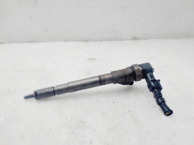 338004A000 Inyector de combustible  comprar en Reus