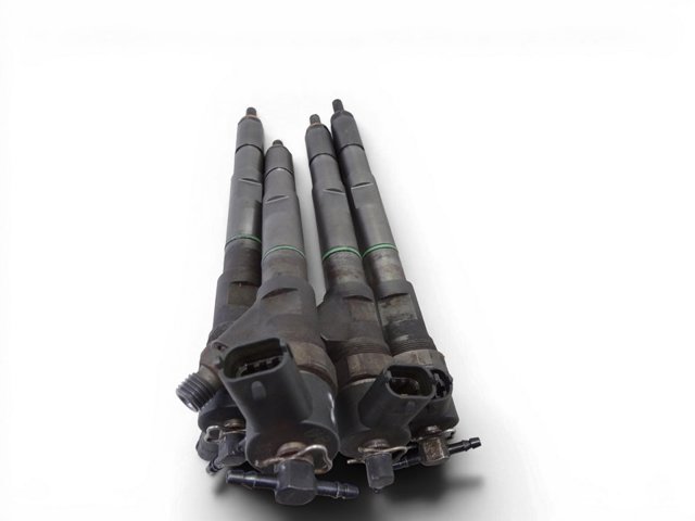 HYUNDAI 338004A000 Inyector de combustible  disponible Lugo