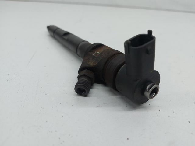 338004A500 Inyector de combustible  comprar en Reus