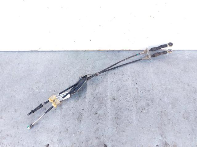 Cable de caja de cambios Toyota Yaris  (P13)