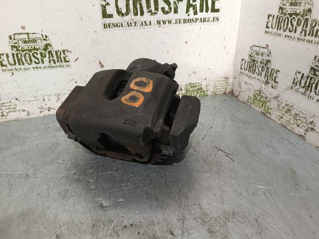 Soporte, pinza de freno delantera 34116768437 BMW