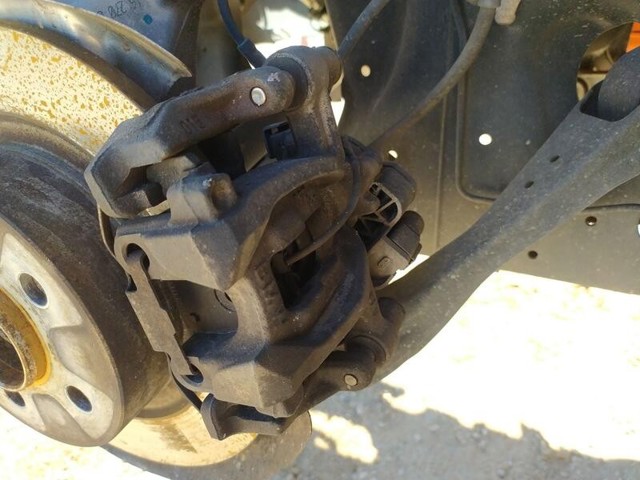 BMW 34206883025 Pinza de freno trasera izquierda  disponible Valladolid