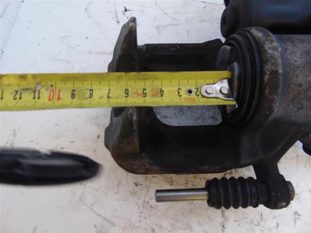 34216793042 Pinza de freno trasera derecha  en stock Sabadell