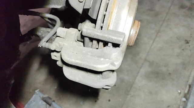34216850857 Pinza de freno trasera izquierda  comprar en Reus
