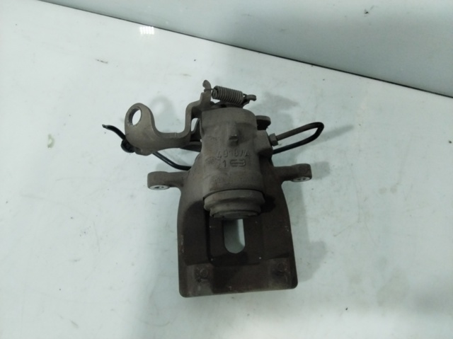 34216850858 Pinza de freno trasera derecha  en stock Sabadell