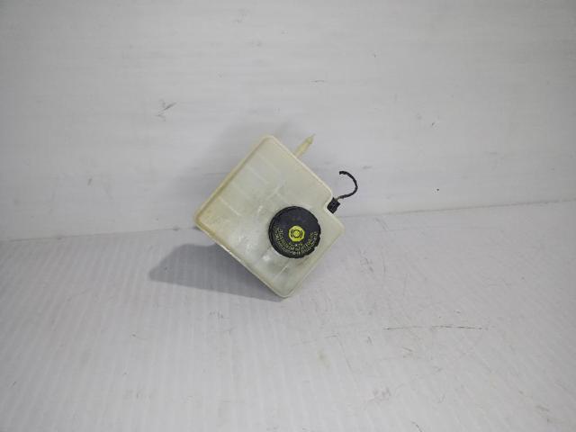 34336772413 Depósito de líquido de frenos  en stock Castellón