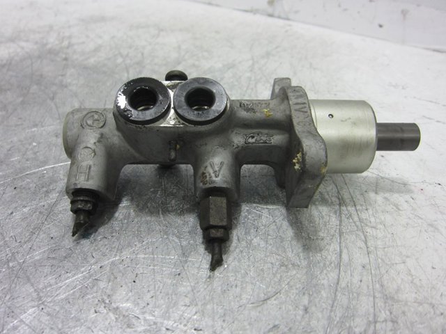 BMW 34336785666 Cilindro principal de freno  comprar en Ponferrada