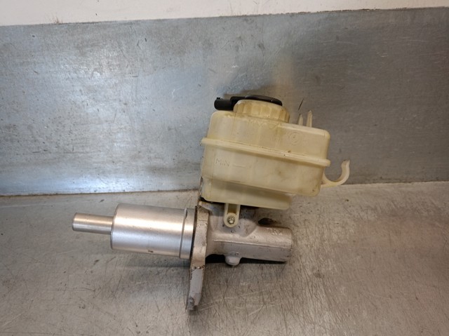 Comprar Cilindro principal de freno 7  F01, F02, F03, F04