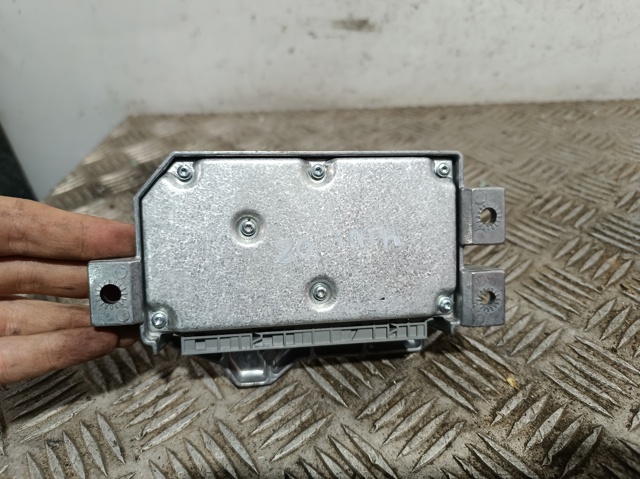 3451779 BMW