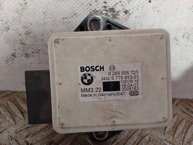 34526779913 BMW