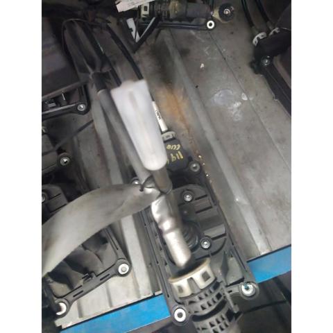 RENAULT 349015751R Palanca de cambios  en stock Terrassa