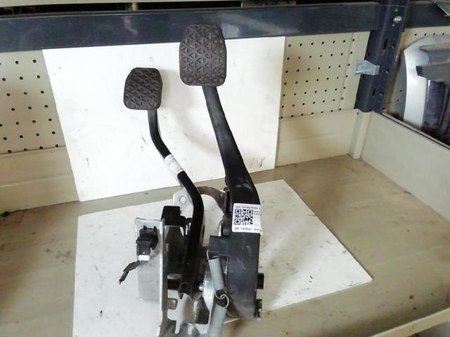 BMW 35006878300 Pedal de embrague  disponible Valladolid
