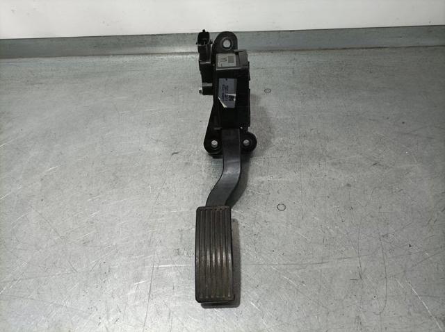 351904A700 Pedal del acelerador  disponible Utrera