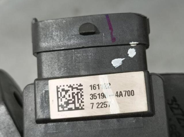 351904A700 Pedal del acelerador  disponible Málaga