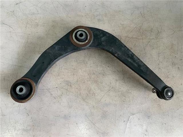 3520G8 PEUGEOT Brazo inferior izquierdo de la suspensión delantera  en stock Huelva