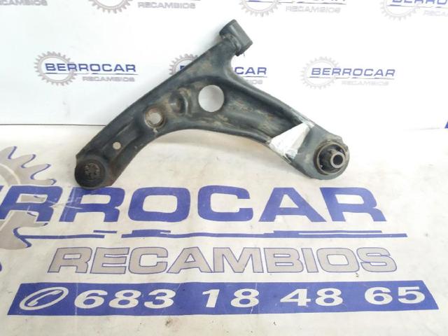 3520Q2 PEUGEOT Brazo inferior izquierdo de la suspensión delantera  en stock Huelva