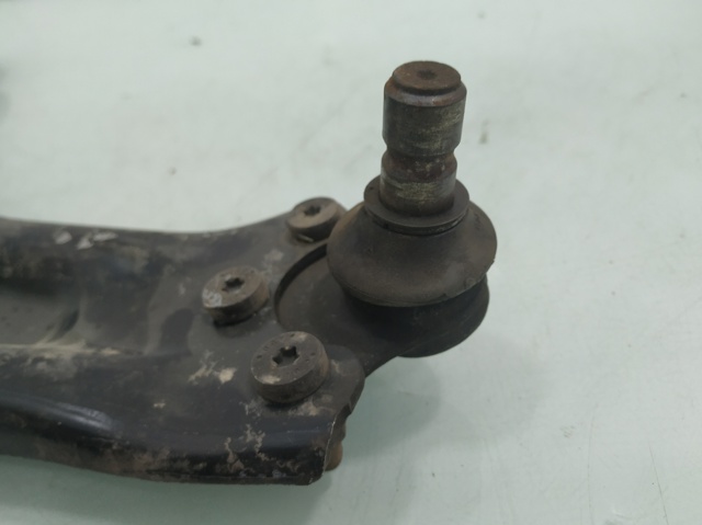PEUGEOT 3520R7 Brazo inferior izquierdo de la suspensión delantera  comprar en Ponferrada
