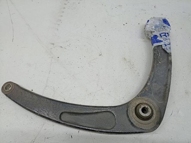 3520S2 Brazo inferior izquierdo de la suspensión delantera  en stock Sabadell