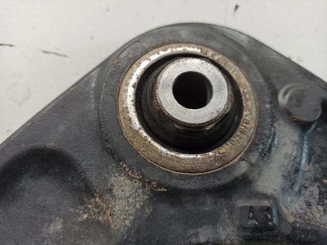 PEUGEOT 3520Y0 Brazo inferior izquierdo de la suspensión delantera comprar Barcelona