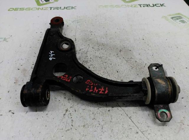 Brazo inferior derecho de la suspensión delantera 3521J3 FIAT