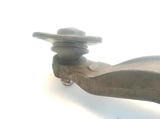3521P1 Brazo inferior derecho de la suspensión delantera  disponible Málaga