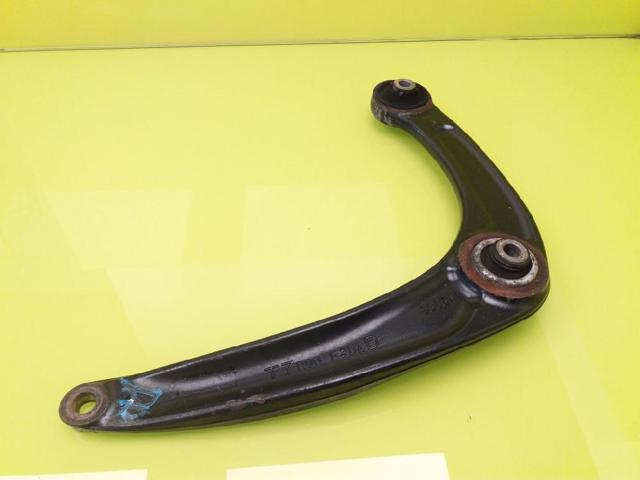 3521R3 PEUGEOT Brazo inferior derecho de la suspensión delantera  en stock Gandía