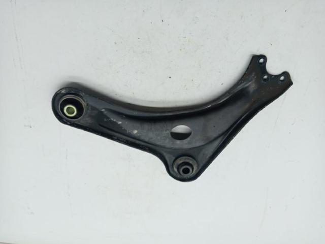 3521S9 Brazo inferior derecho de la suspensión delantera comprar Sevilla