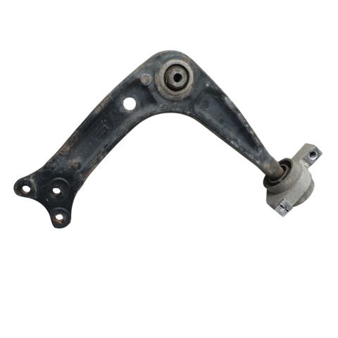 3521V1 Brazo inferior derecho de la suspensión delantera  disponible Málaga