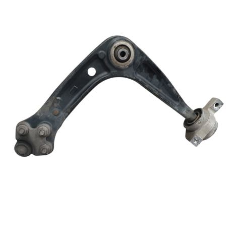 3521V1 Brazo inferior derecho de la suspensión delantera  comprar en Zaragoza