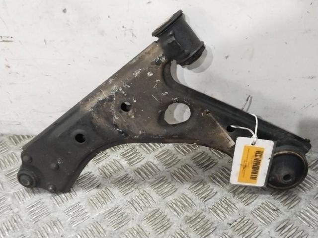 OPEL 352543 Brazo inferior derecho de la suspensión delantera  en stock Salamanca