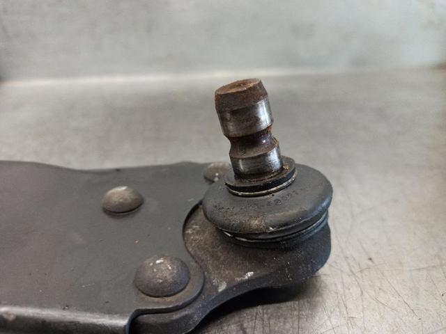 OPEL 352543 Brazo inferior derecho de la suspensión delantera  en stock Valencia