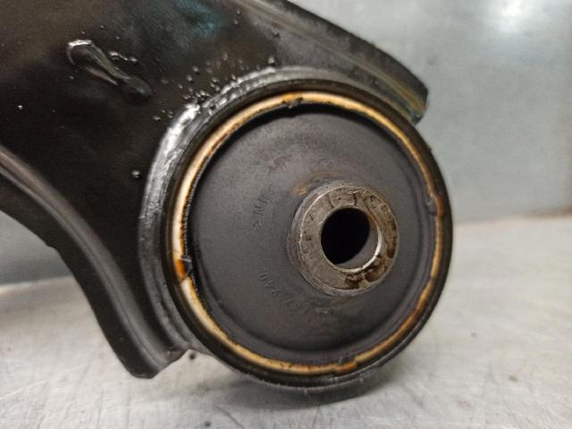 OPEL 352543 Brazo inferior derecho de la suspensión delantera  disponible Valladolid
