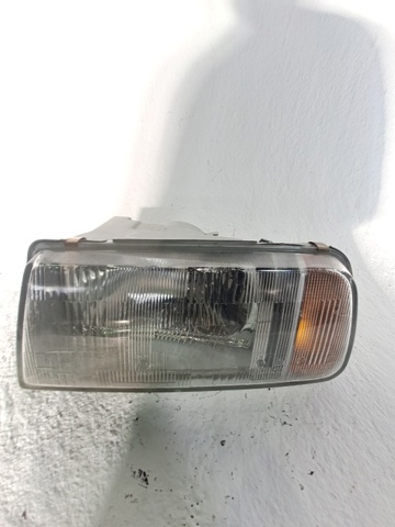 3530060A31000 Faro izquierdo  disponible Málaga