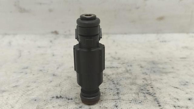 3531022600 HYUNDAI Inyector de combustible  disponible Ourense