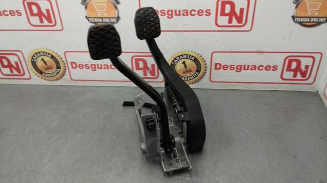 Pedal de embrague 35316761310 BMW