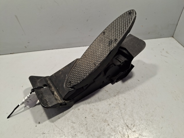 35406889813 BMW