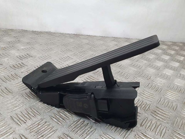 35426853175 Pedal del acelerador  disponible Málaga