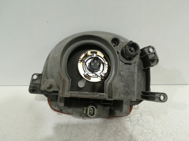 Faro delantero derecho Renault Twingo I hatchback comprar en España