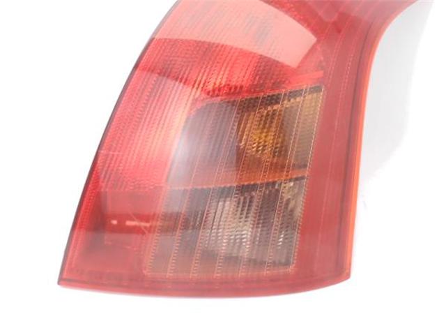 3565062J00 SUZUKI Piloto trasero derecho  en stock Huelva