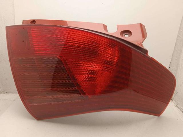 3565062J00 SUZUKI Piloto trasero derecho  en stock Gandía