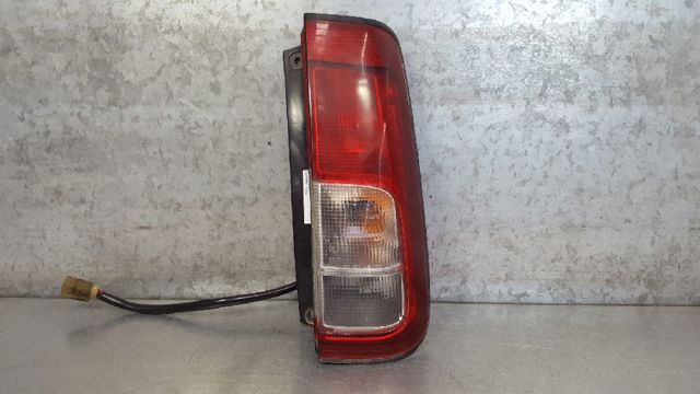 Comprar Piloto trasero derecho Suzuki Ignis II FH a bajo precio